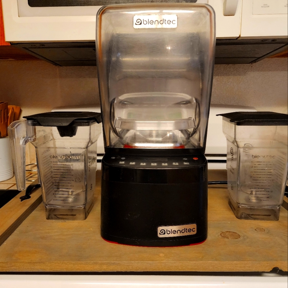 Blendtec countertop Stealth blenders only one left!